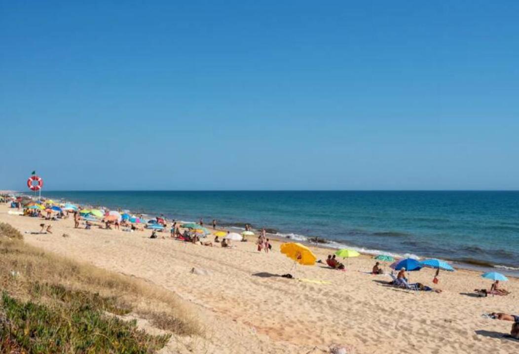 Blife Faro Beach Hostel & Rooms المظهر الخارجي الصورة